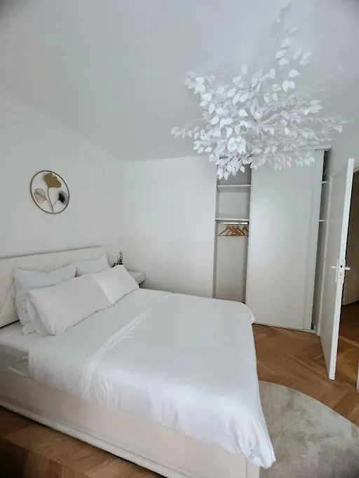 De Luxe Juste A Cote Des Champs-elysees Διαμέρισμα Παρίσι