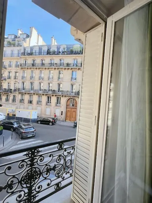 Apartment De Luxe Juste A Cote Des Champs-elysees