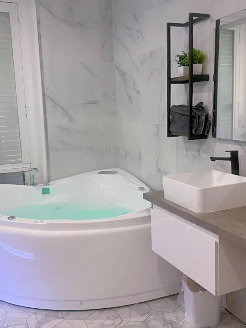 Apartment De Luxe Juste A Cote Des Champs-elysees