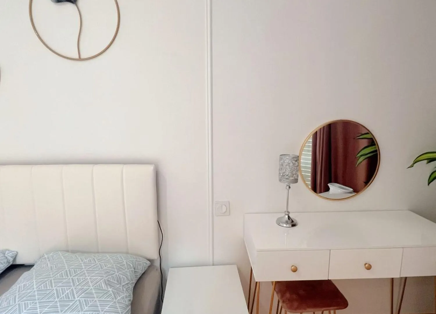 De Luxe Juste A Cote Des Champs-elysees Apartament Paryż